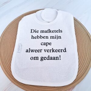 Slabbetje met tekst wit